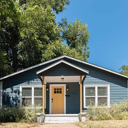 Escape To A Restored 1920S East Waco Bungalow エクステリア 写真